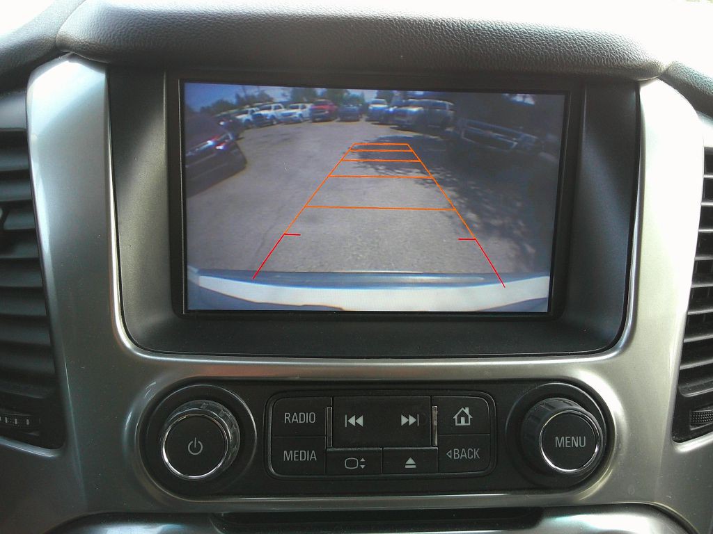 2015 Chevrolet Suburban Image 18