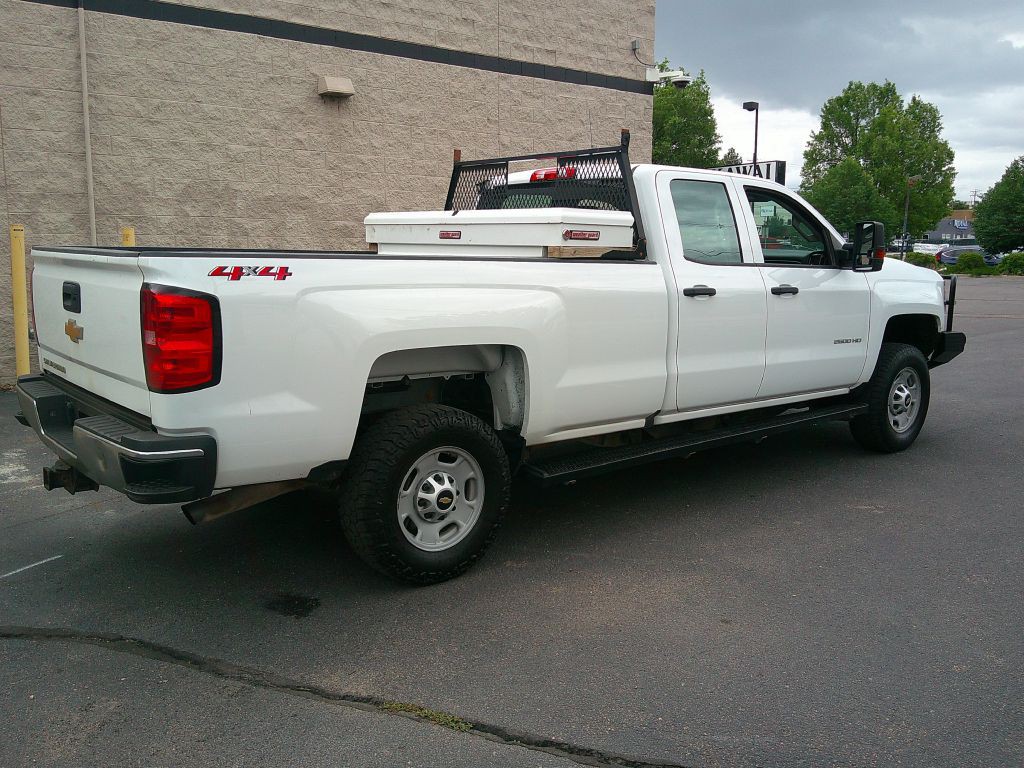 2018 Chevrolet Silverado 1500 Image 4
