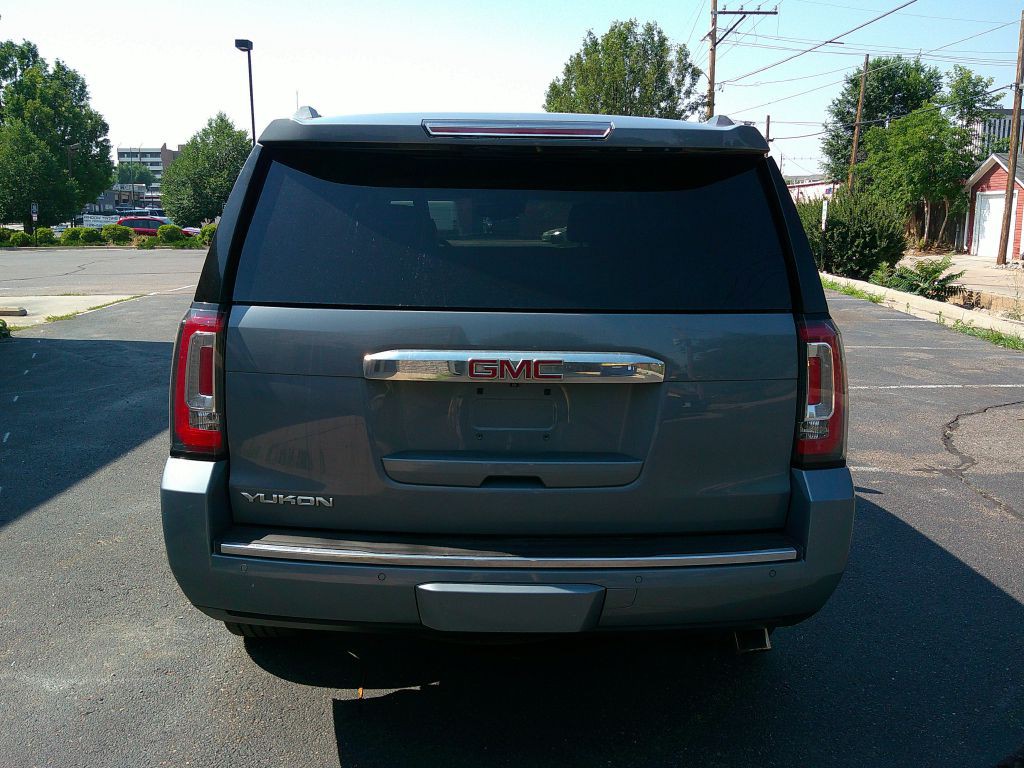 2015 GMC Yukon Image 3