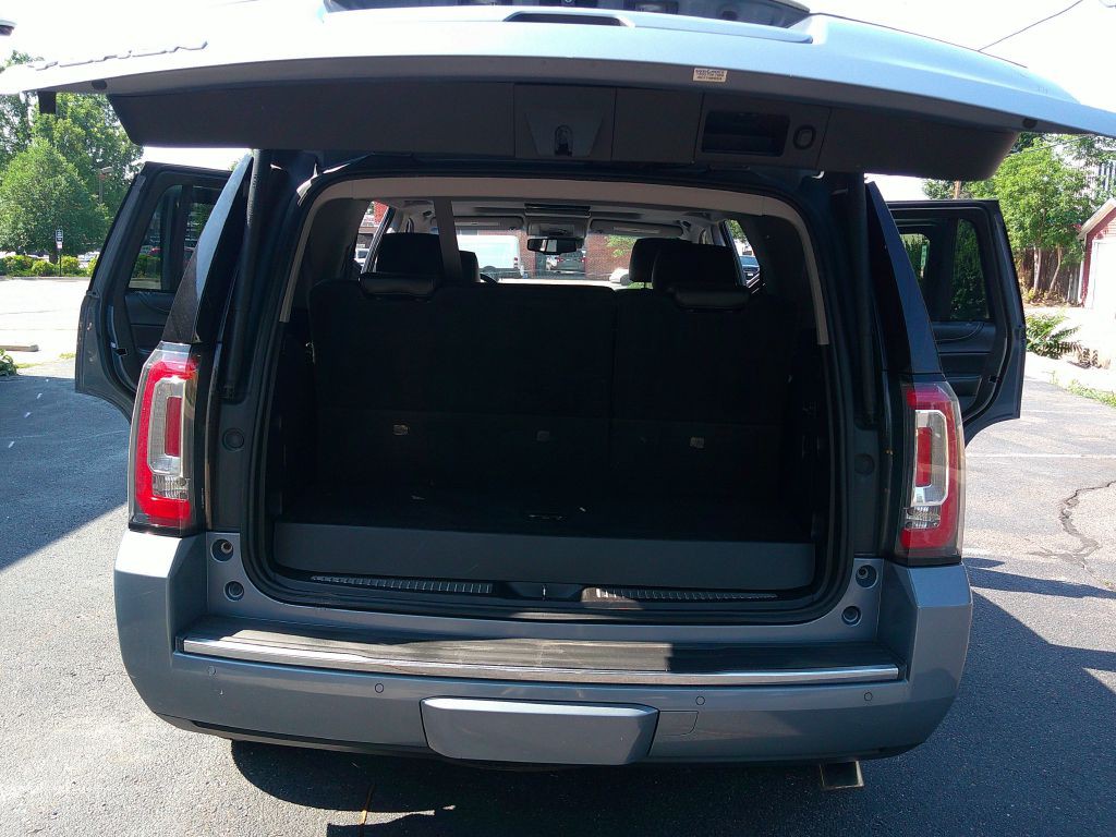 2015 GMC Yukon Image 10