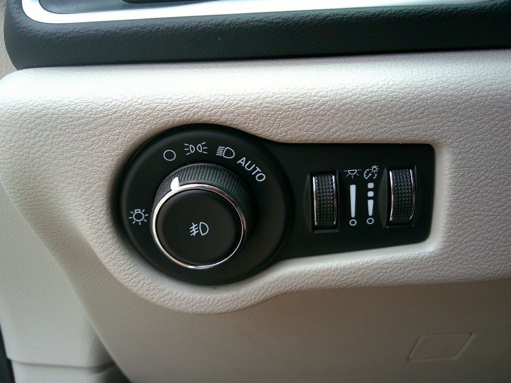 2023 Chrysler Pacifica Image 15