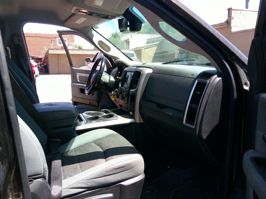 2013 RAM 1500 Image 8