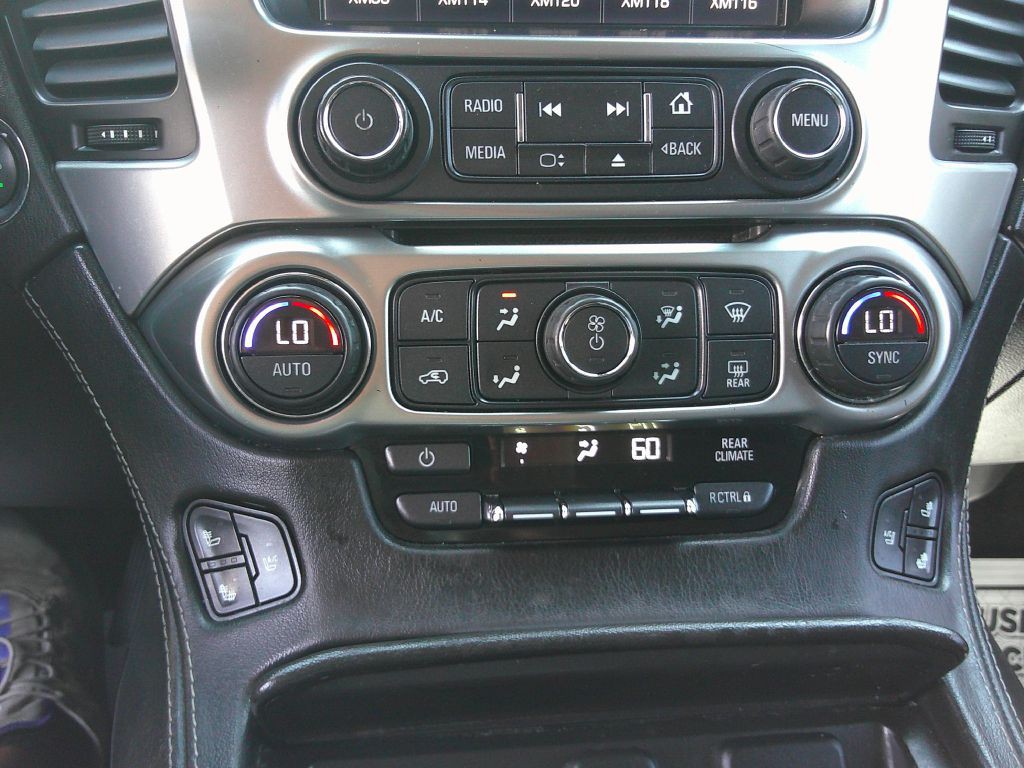 2015 Chevrolet Suburban Image 18