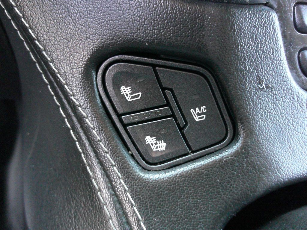 2015 Chevrolet Suburban Image 19