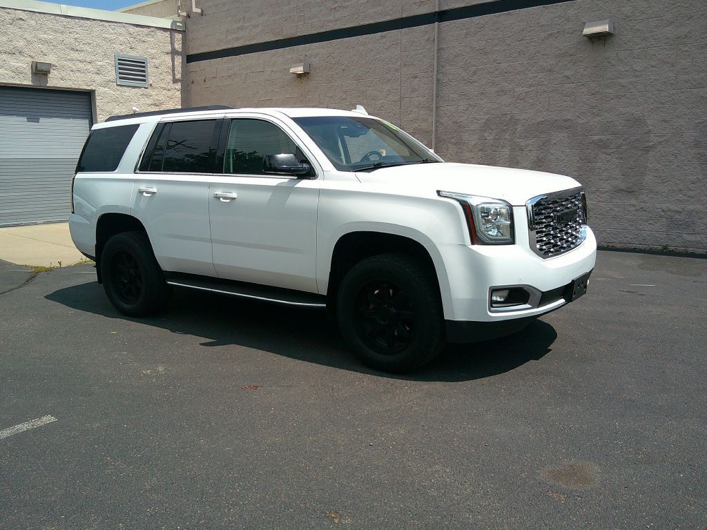 2018 GMC Yukon Image 2