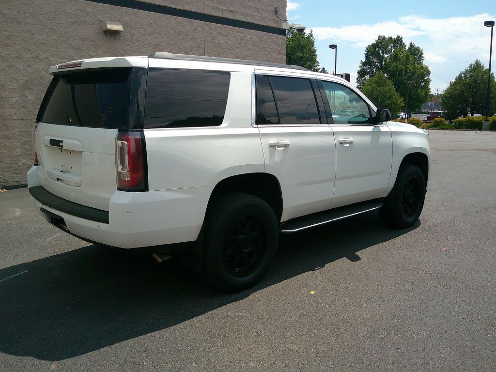 2018 GMC Yukon Image 3