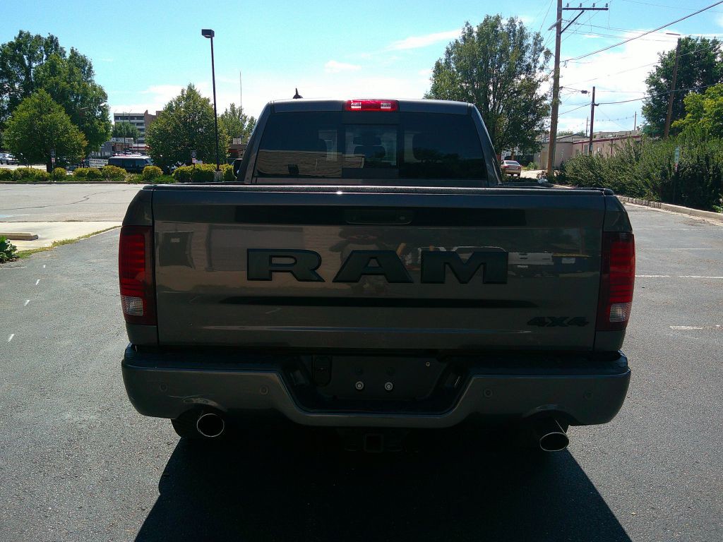 2017 RAM 1500 Image 3
