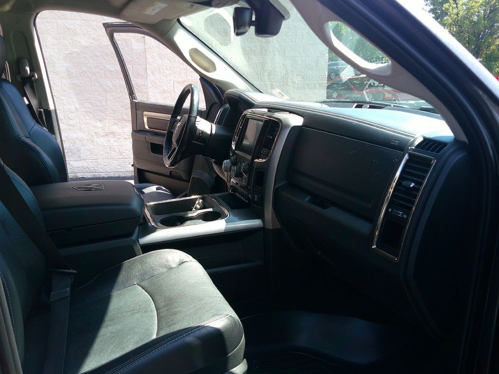 2017 RAM 1500 Image 9