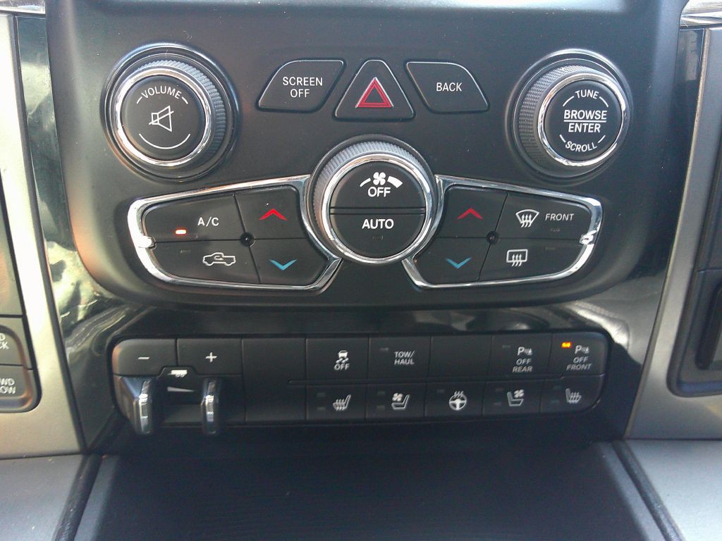 2017 RAM 1500 Image 18