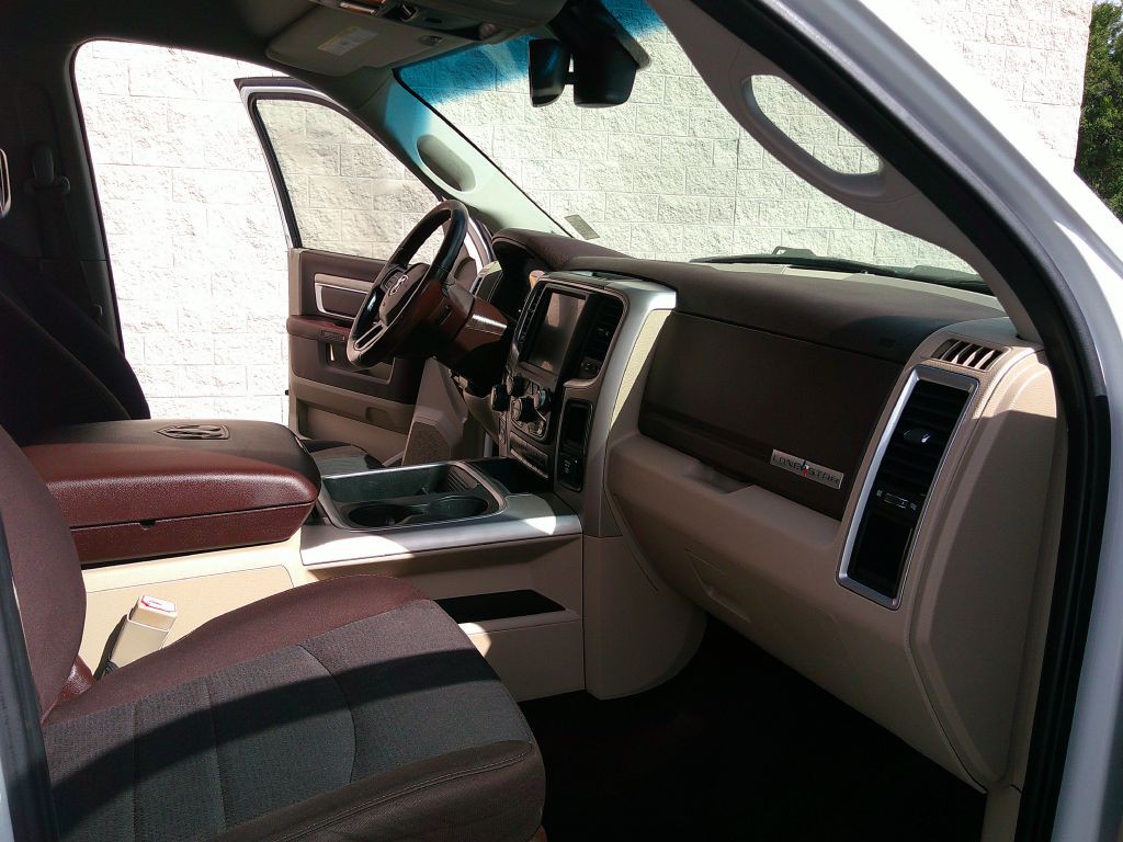 2016 RAM 1500 Image 9