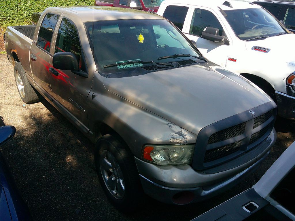 2002 Dodge Ram 1500 Image 2