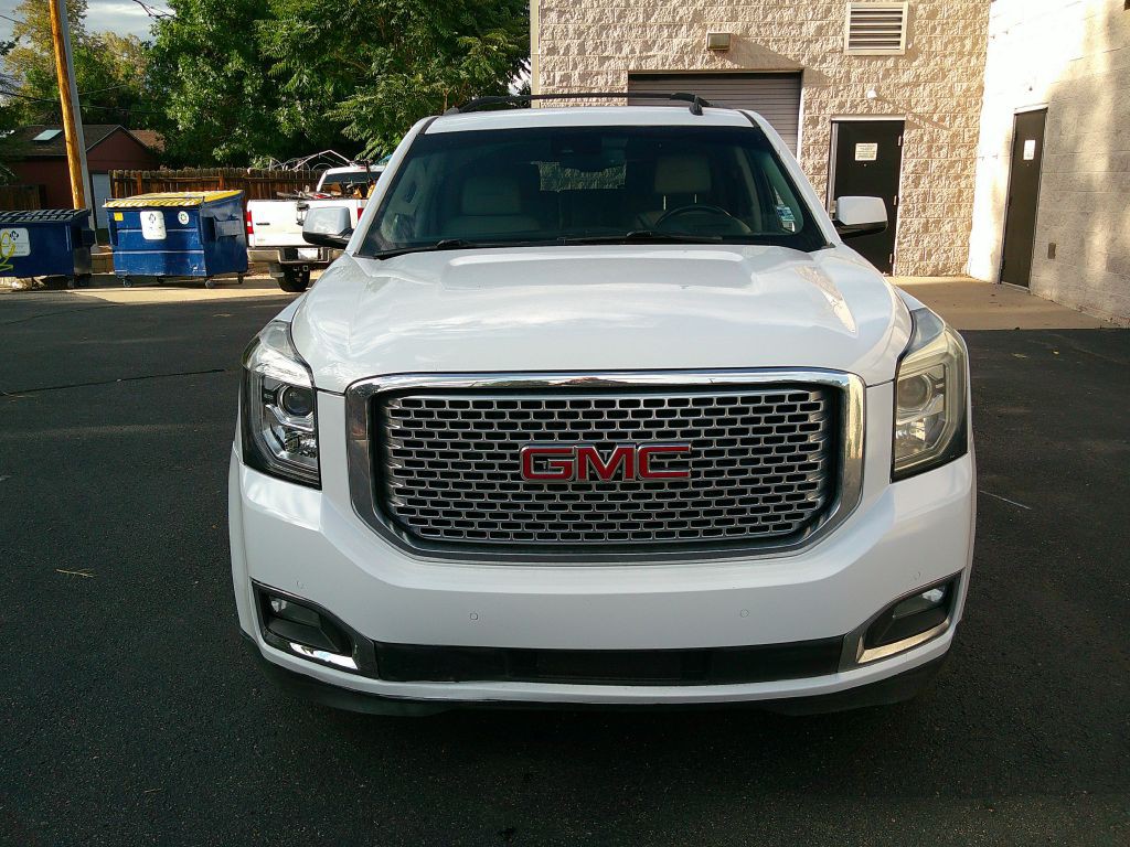 2015 GMC Yukon Image 2