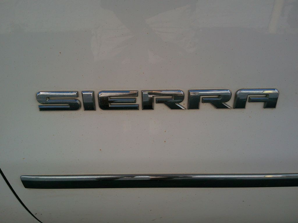 2017 GMC Sierra Image 8