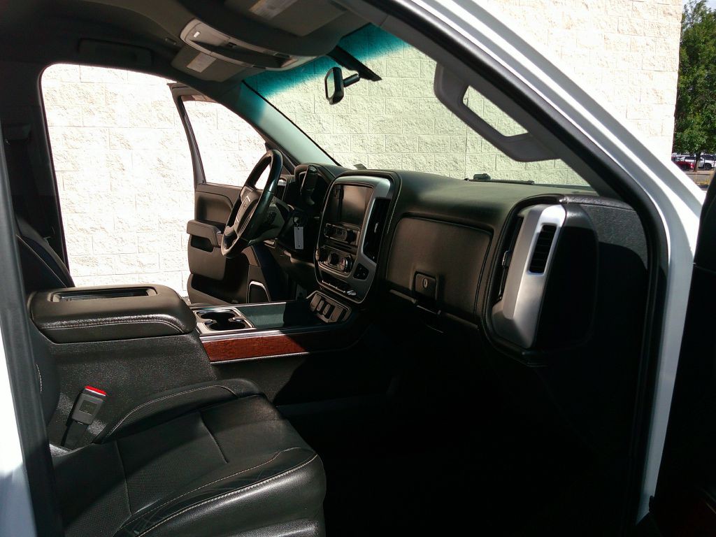 2017 GMC Sierra Image 9
