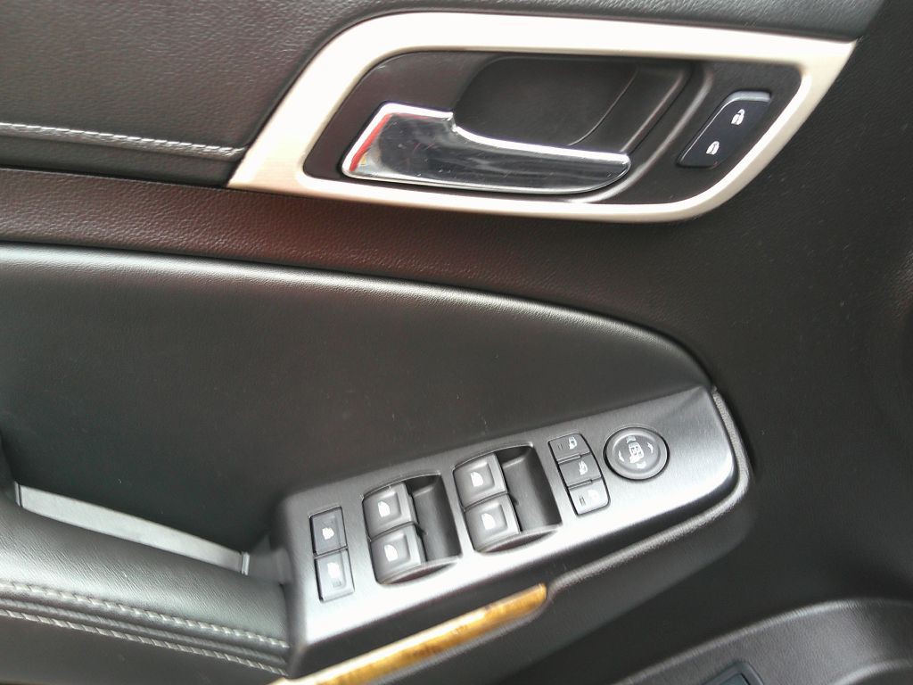 2016 GMC Yukon Image 13