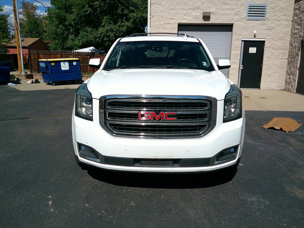 2017 GMC Yukon Image 2