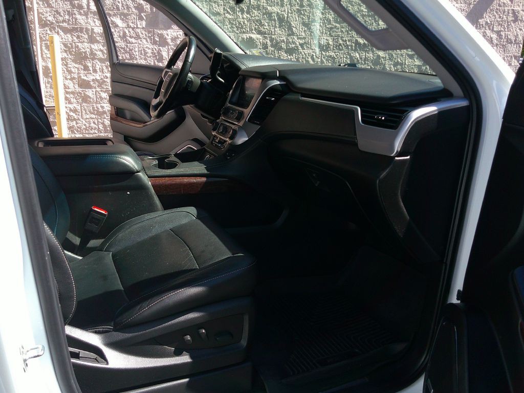 2017 GMC Yukon Image 9