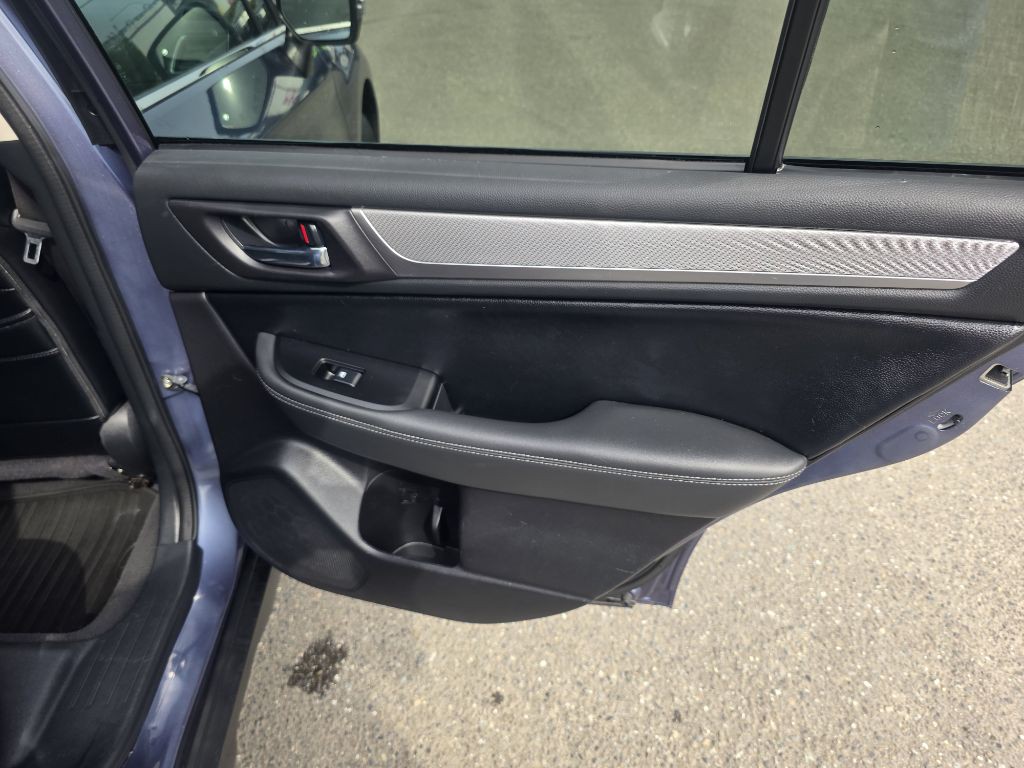 2017 Subaru Outback Image 13