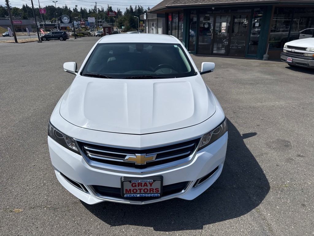 2018 Chevrolet Impala Image 2