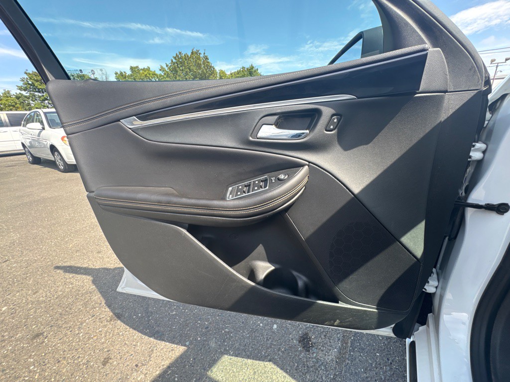 2018 Chevrolet Impala Image 13