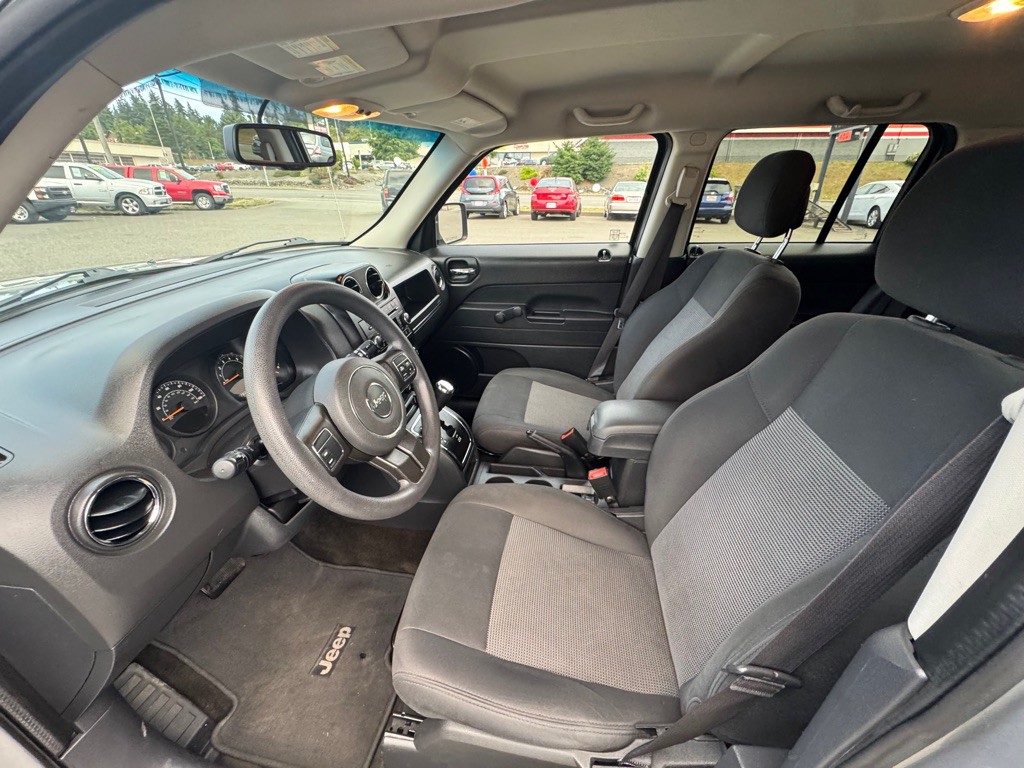 2015 Jeep Patriot Image 9