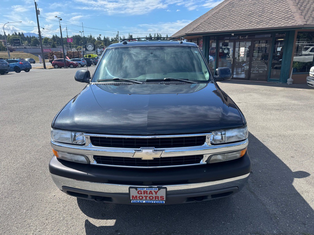2005 Chevrolet Tahoe Image 2