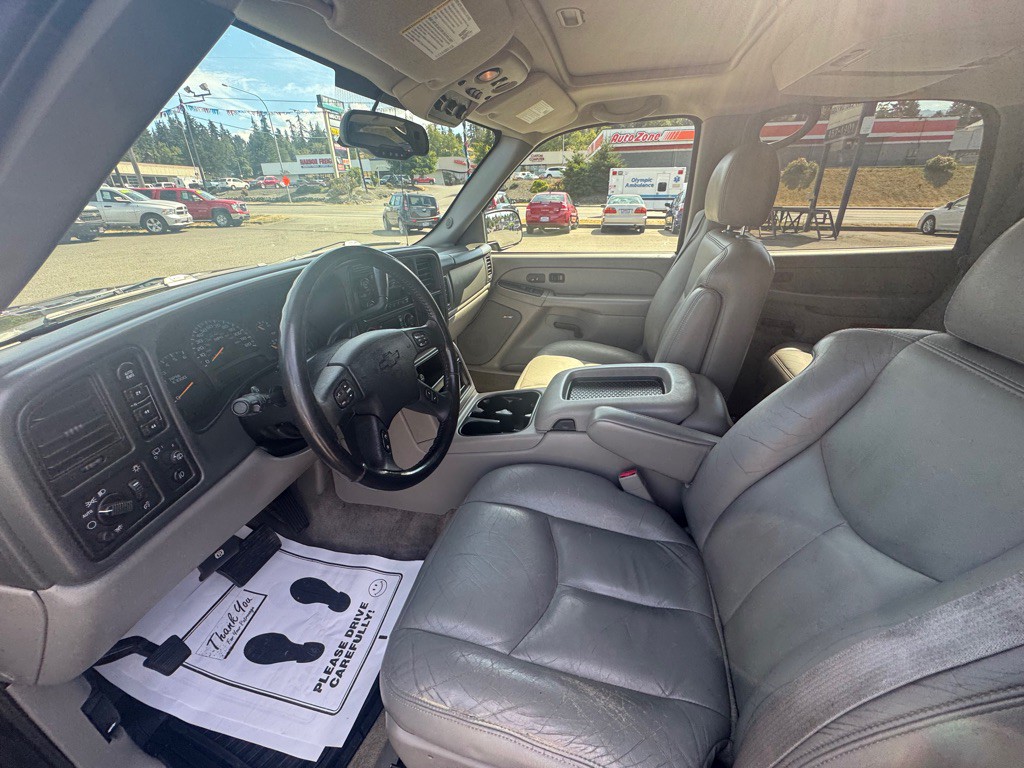 2005 Chevrolet Tahoe Image 9