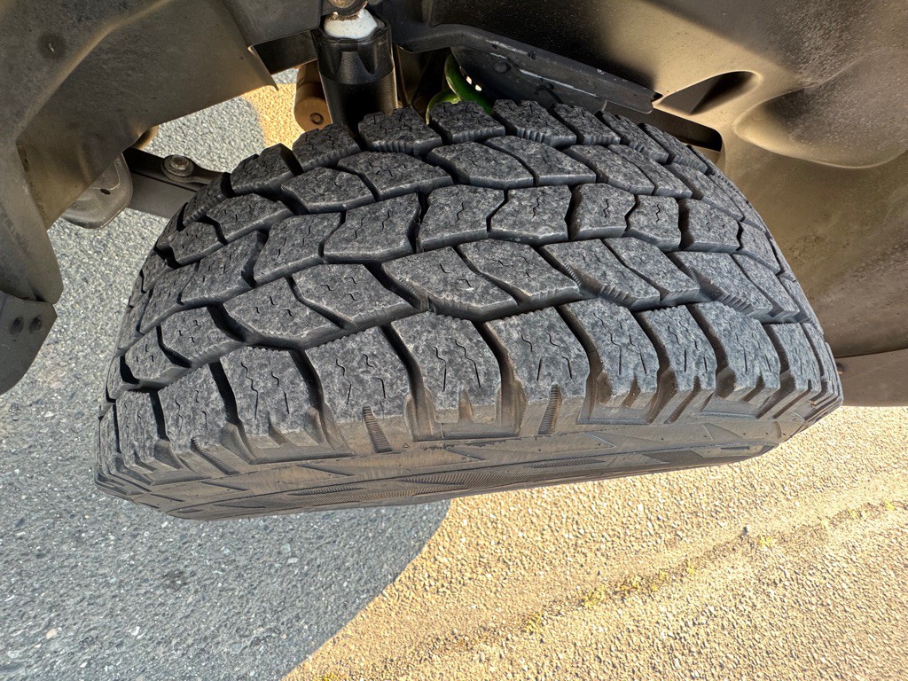 2004 Jeep Liberty Image 15