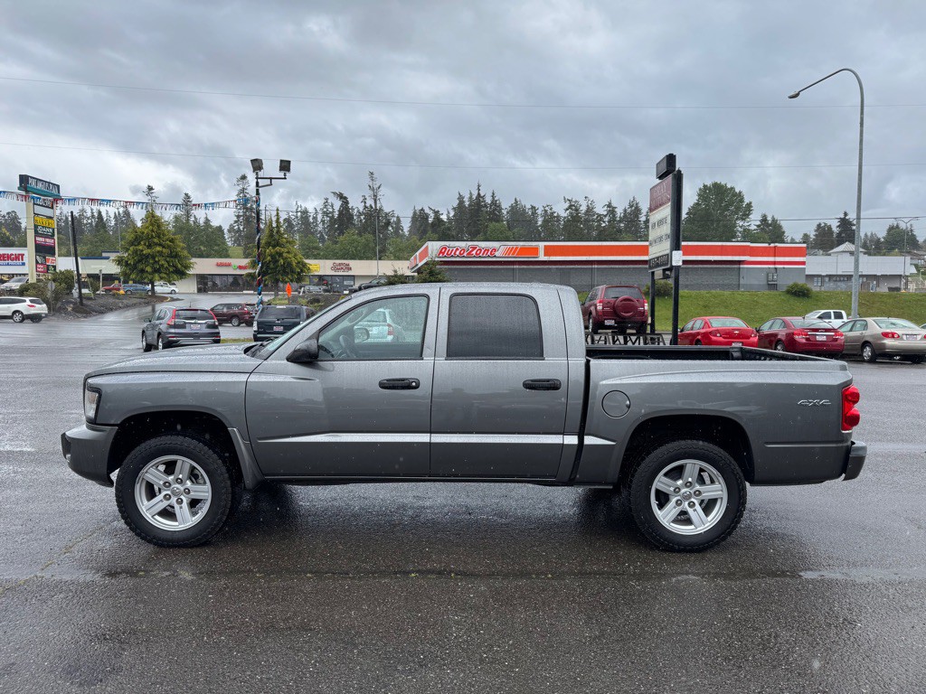 2008 Dodge Dakota Image 4