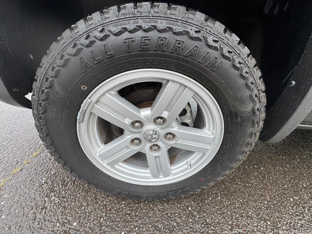 2008 Dodge Dakota Image 25