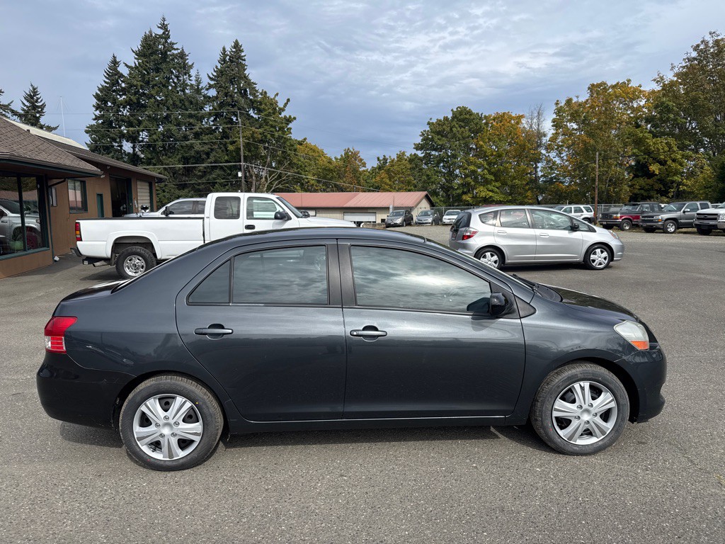 2007 Toyota Yaris Image 8