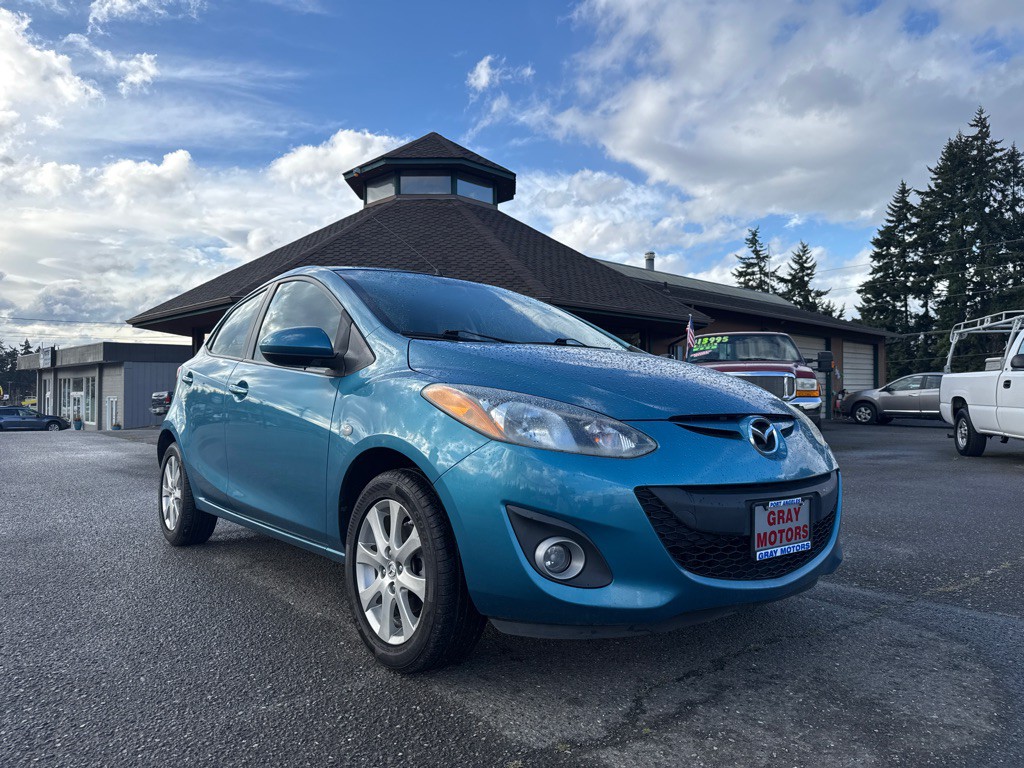 2011 Mazda Mazda2 Image 1