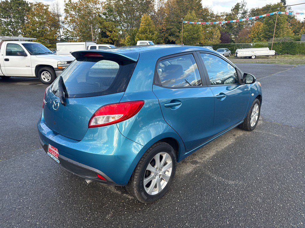 2011 Mazda Mazda2 Image 7
