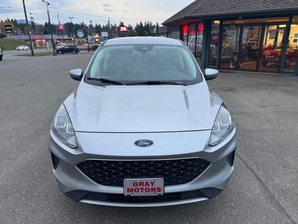 2021 Ford Escape Image 2