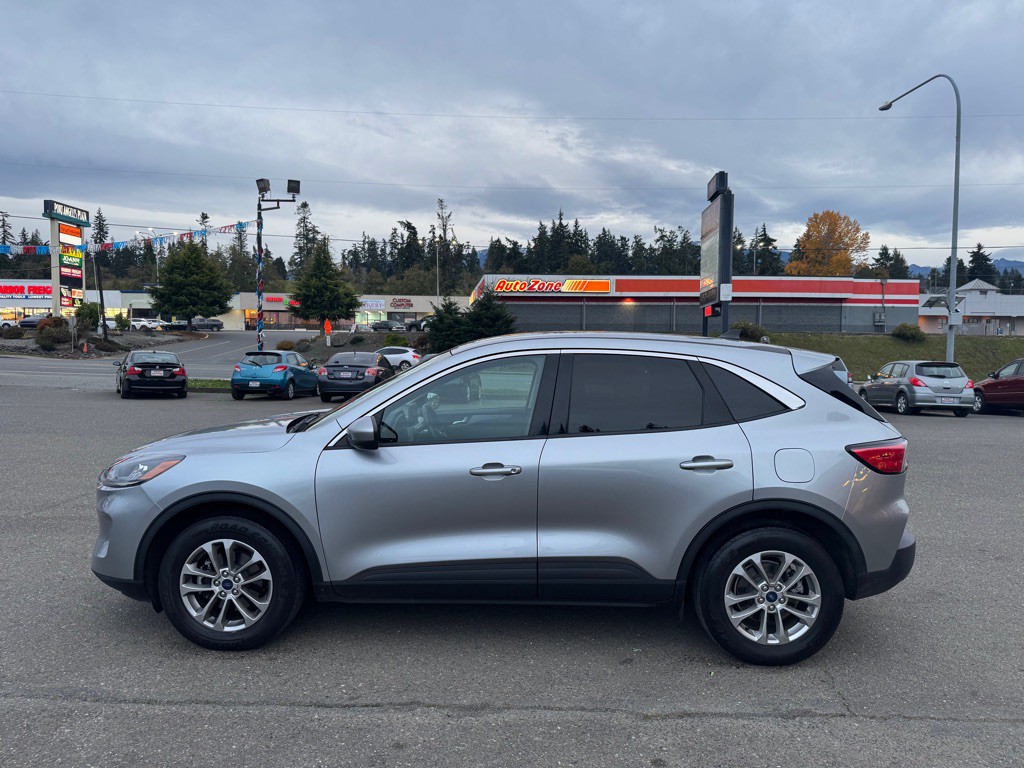 2021 Ford Escape Image 4