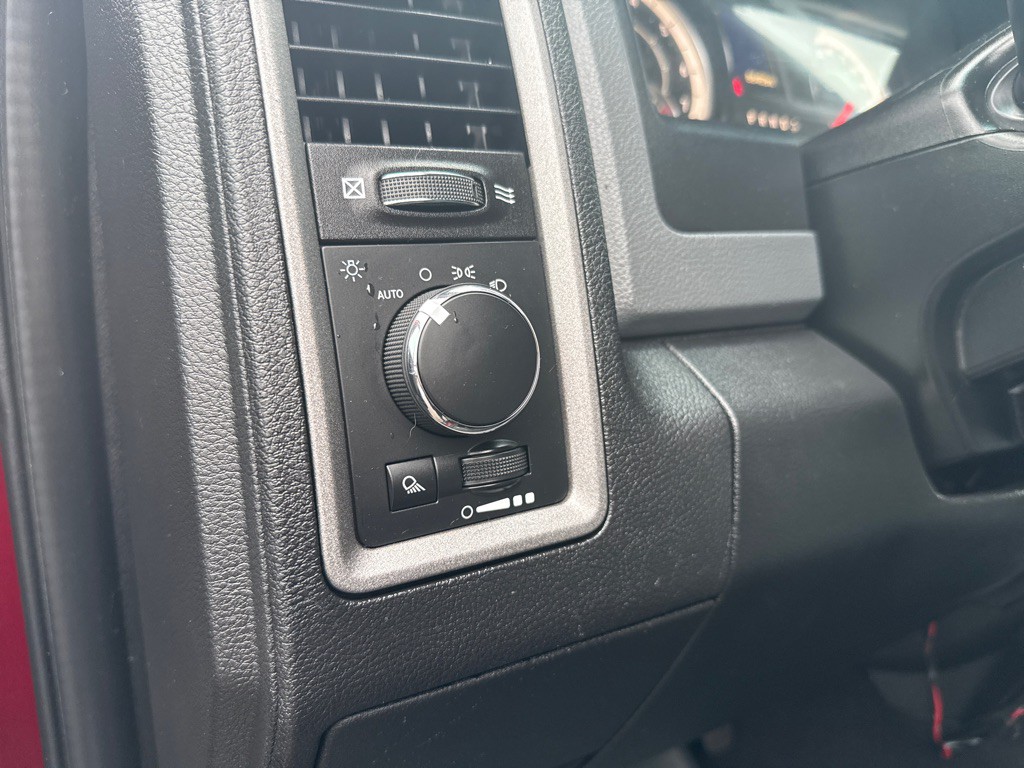 2017 RAM 1500 Image 18