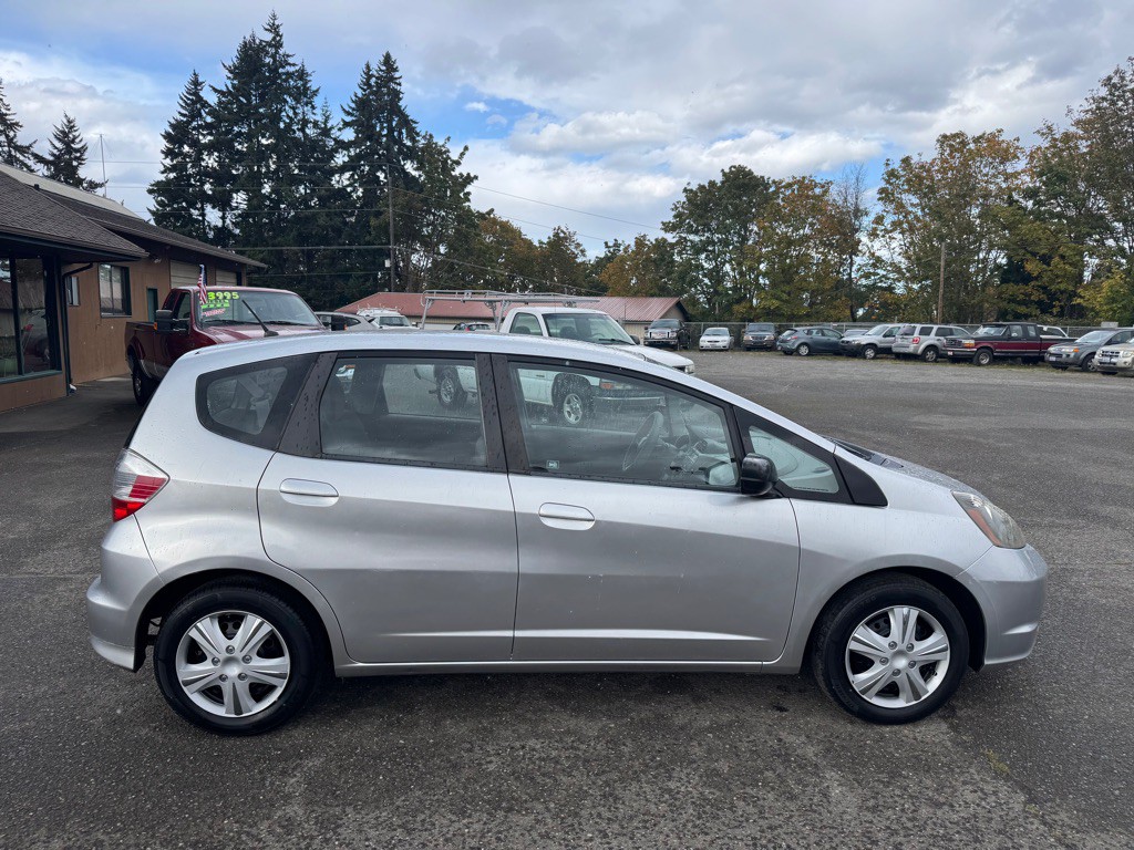 2011 Honda Fit Image 8