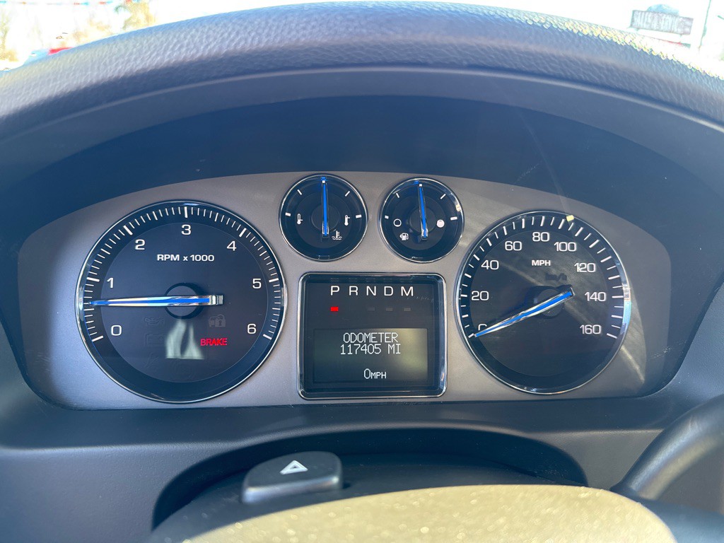 2008 Cadillac Escalade Image 11