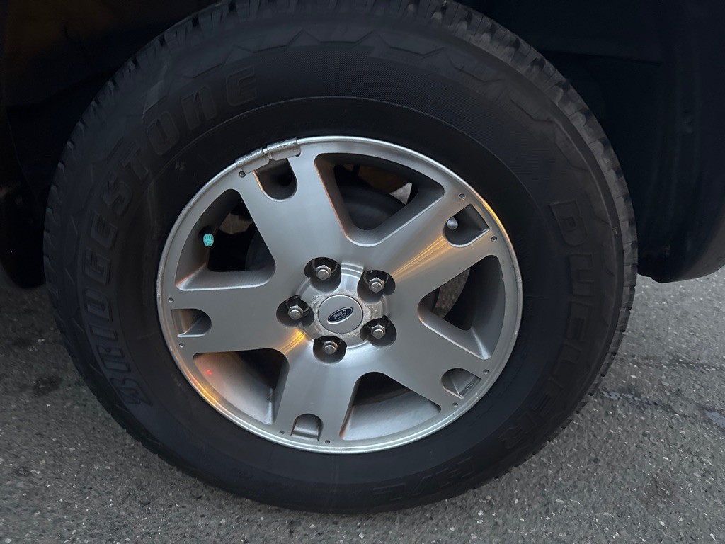 2005 Ford Escape Image 14