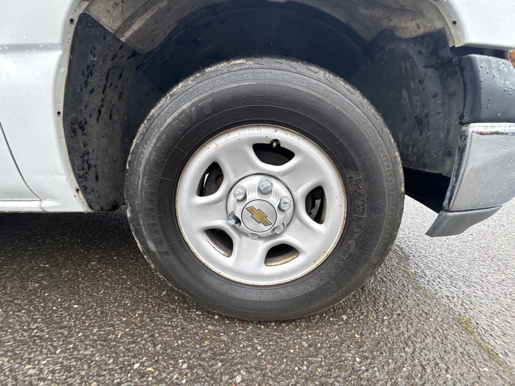 2000 Chevrolet Silverado 1500 Image 17