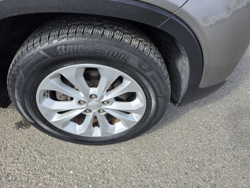 2015 Kia Sorento Image 12