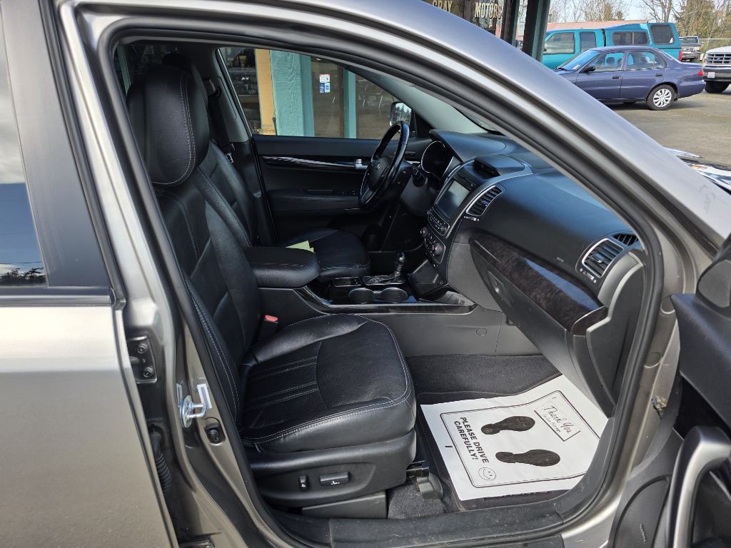 2015 Kia Sorento Image 16