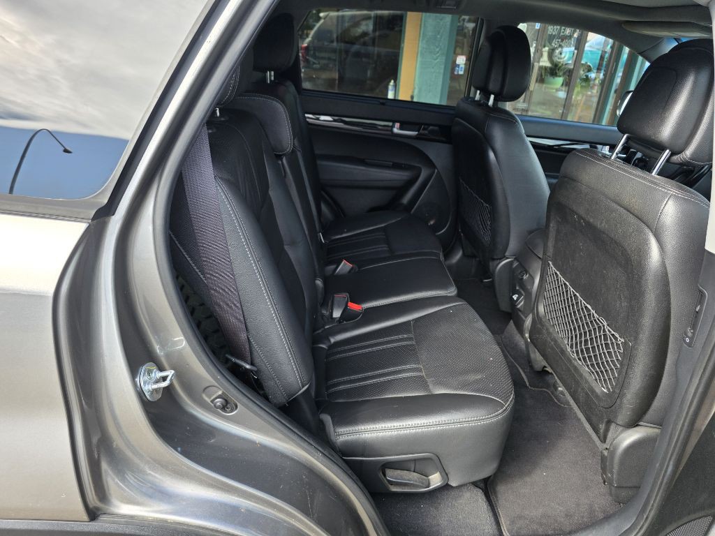 2015 Kia Sorento Image 18