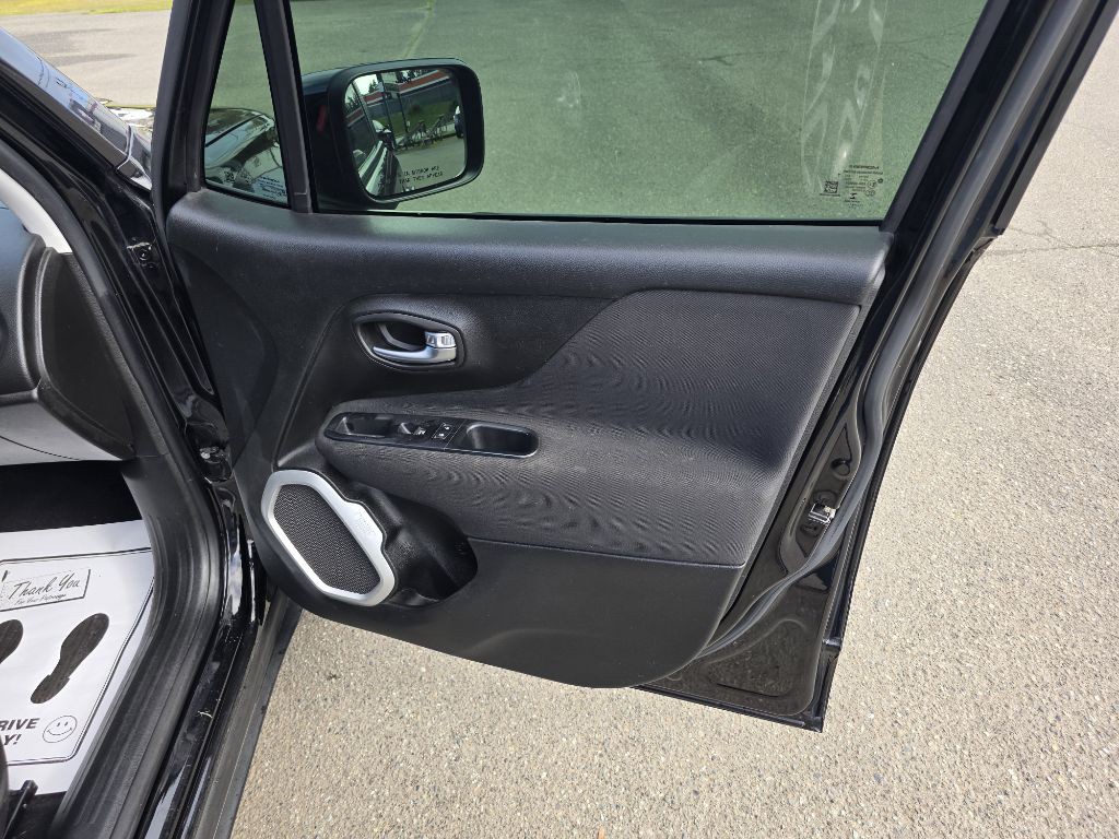 2018 Jeep Renegade Image 10