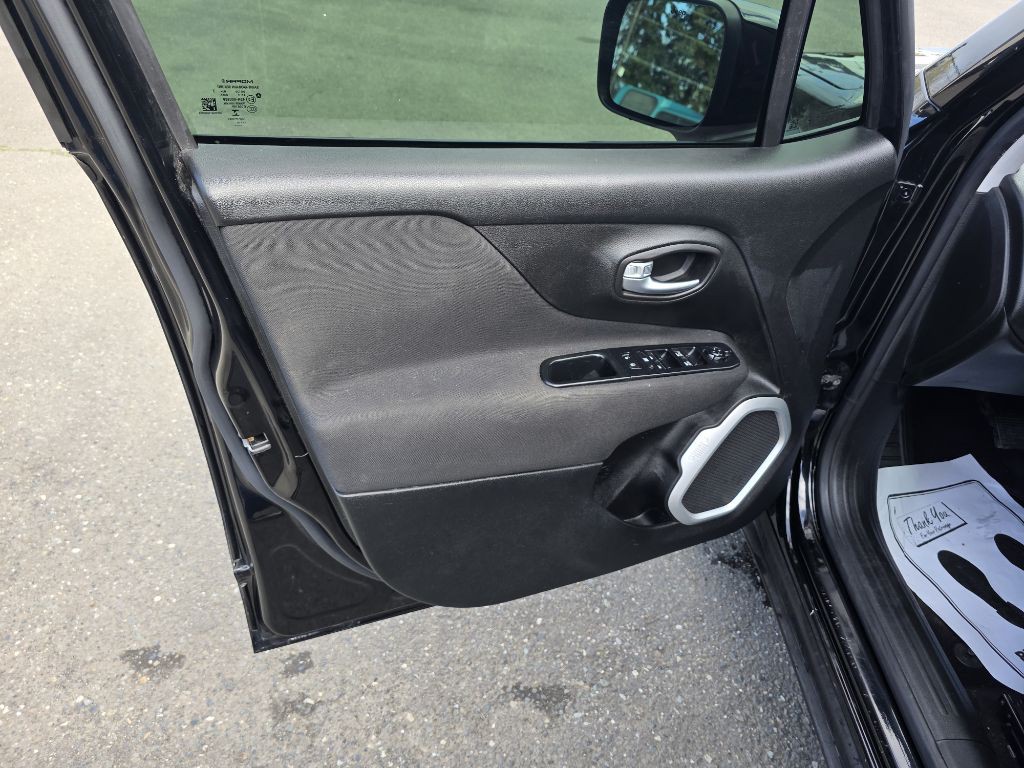 2018 Jeep Renegade Image 17