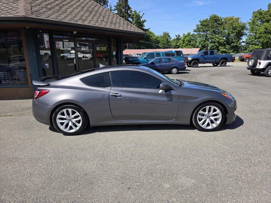 2013 Hyundai Genesis Image 5