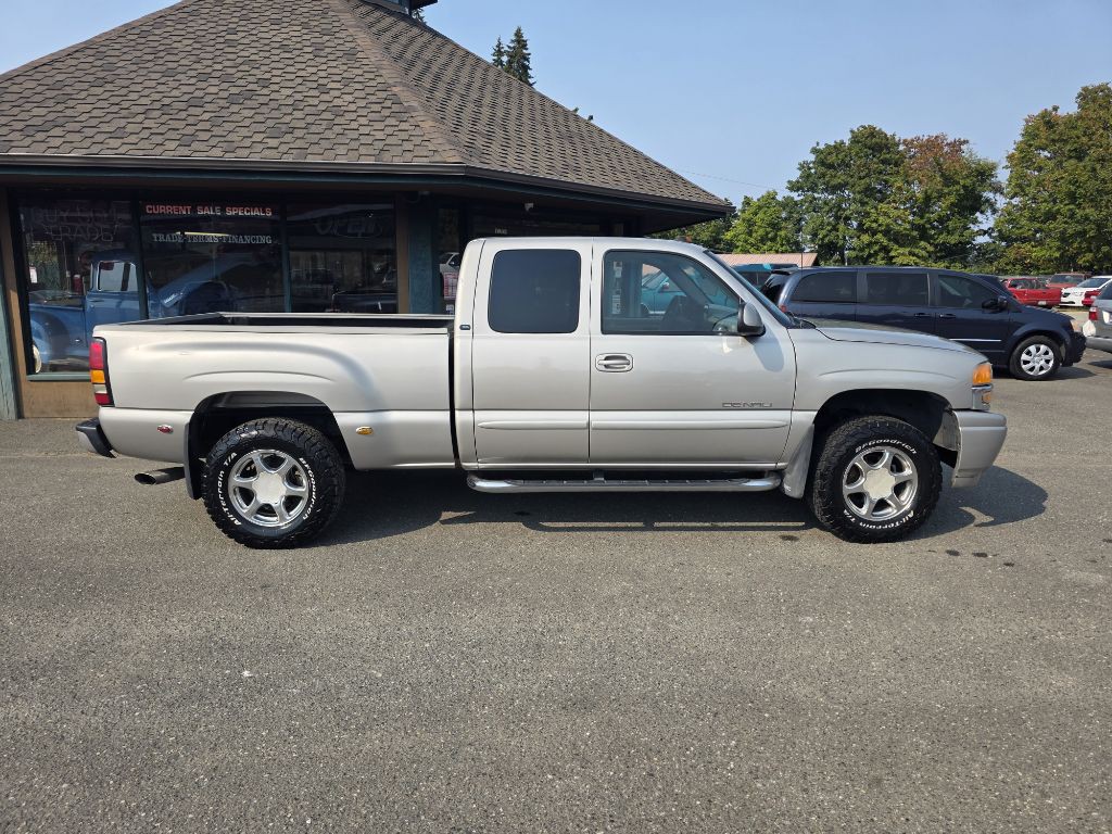 2004 GMC Sierra Image 7