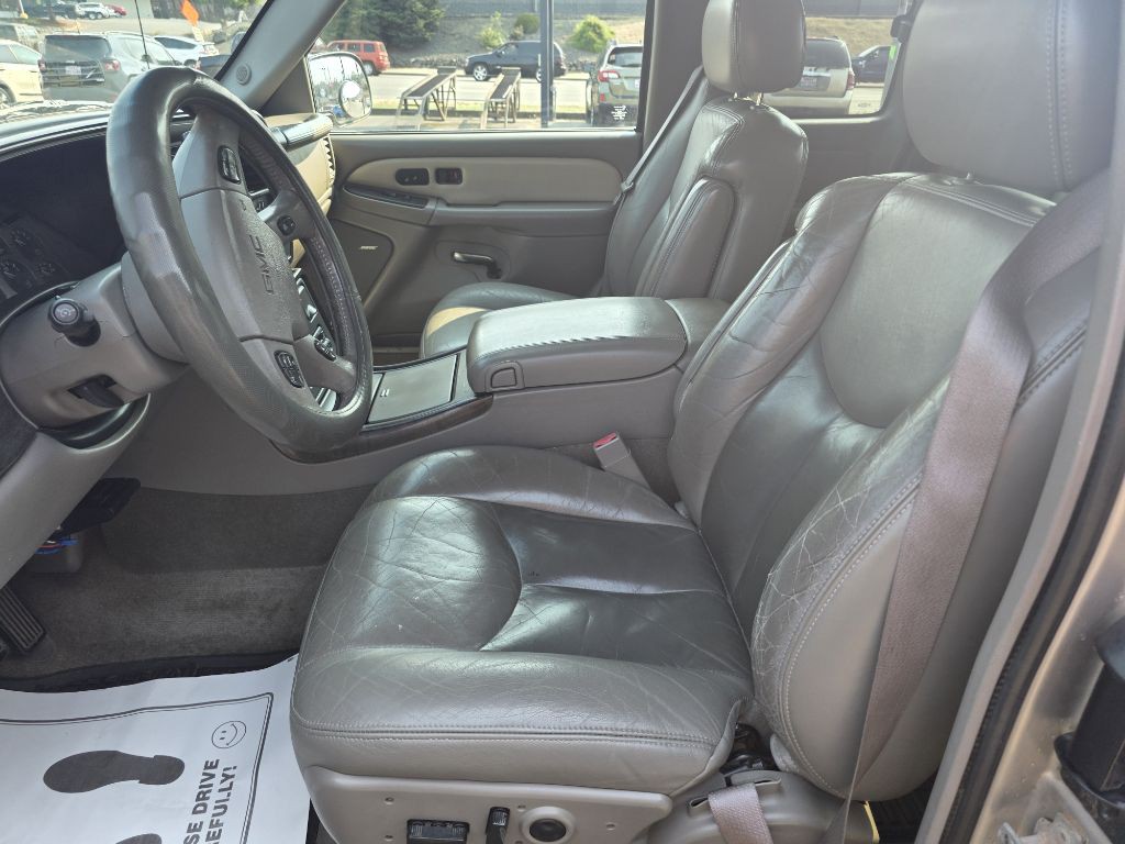 2004 GMC Sierra Image 17