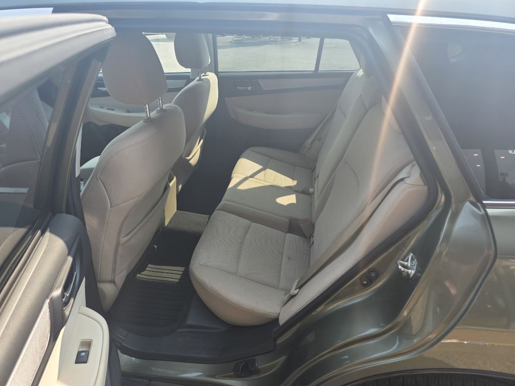 2016 Subaru Outback Image 18