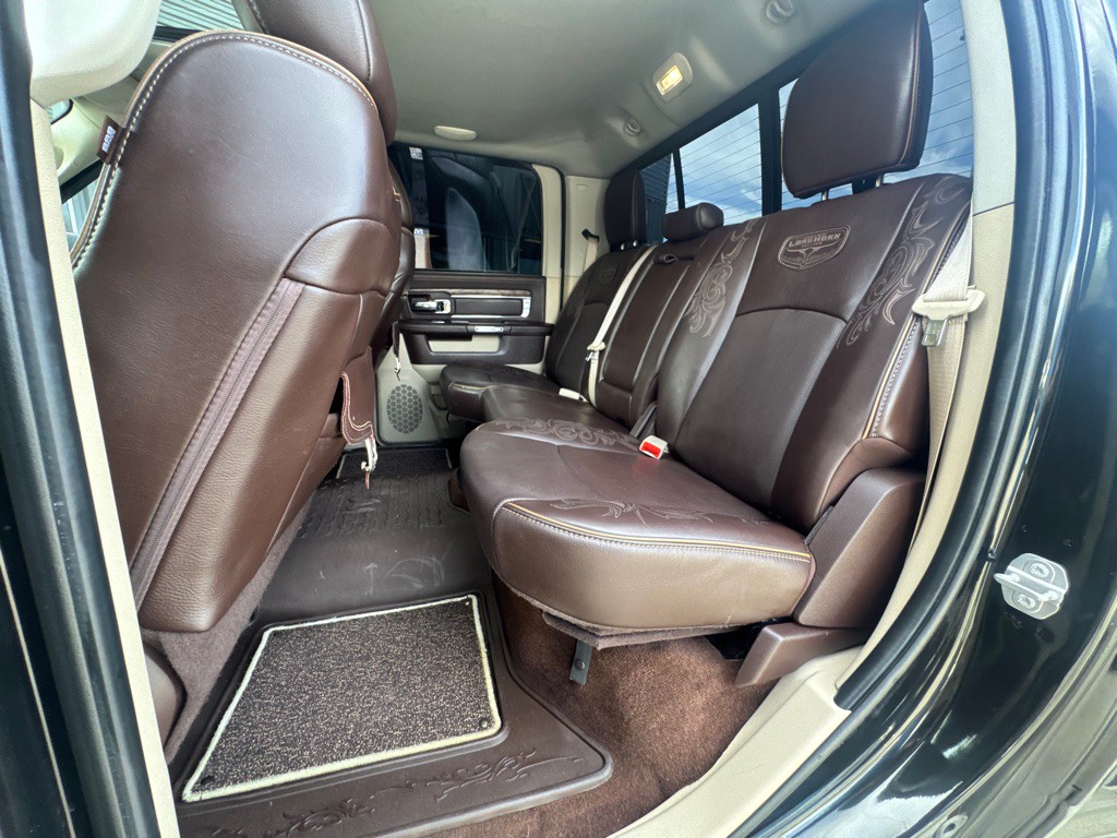 2017 RAM 3500 Image 9